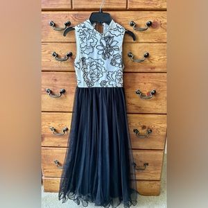 Speechless girls long party dress (black/white)